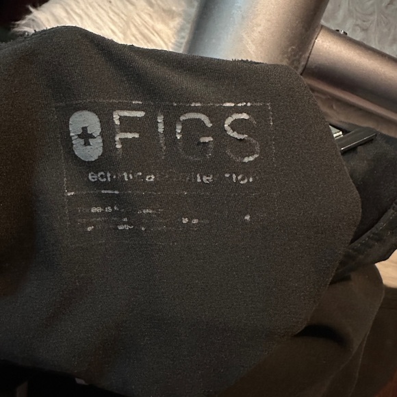 Figs Pants - Picture 3 of 4